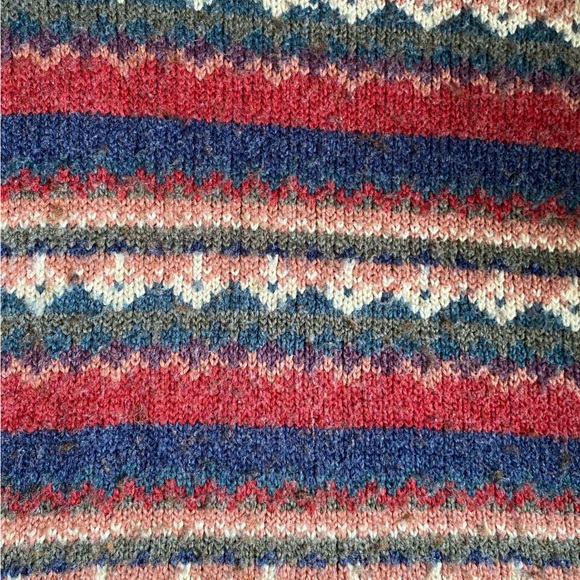 Vintage Style Knit Sweater - Picture 5 of 7